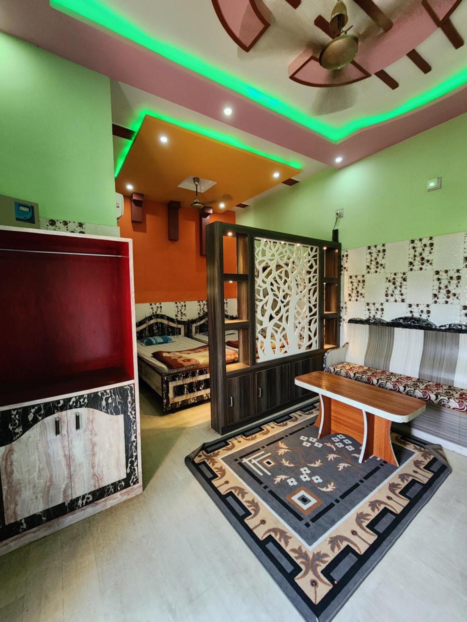 Hotel Shri Durga Baripada Eksteriør billede