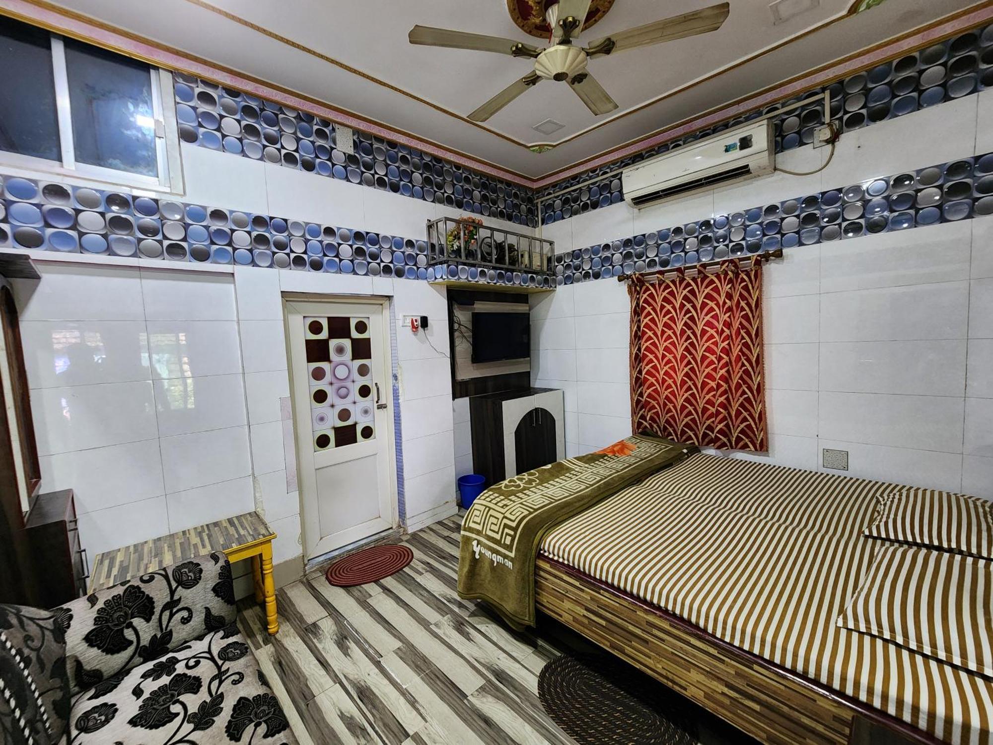 Hotel Shri Durga Baripada Eksteriør billede